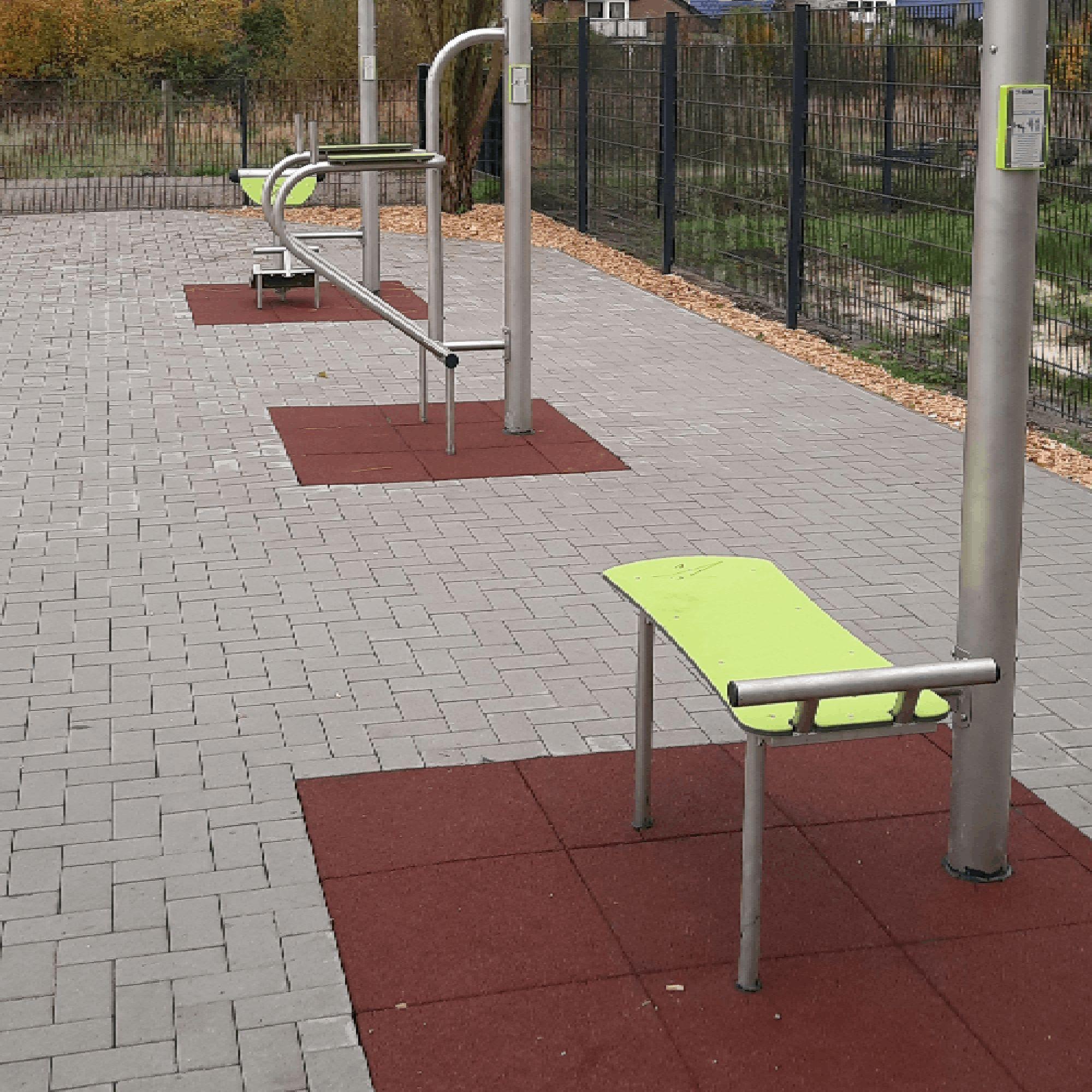 Eine weitere Gerätschaft der fertiggestellten Calisthenics-Anlage.